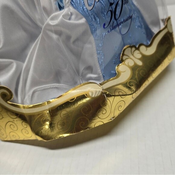 Walt Disney's 50th Anniversary Cinderella Collector Doll 1999 Mattel 26291 NEW - Picture 8 of 8